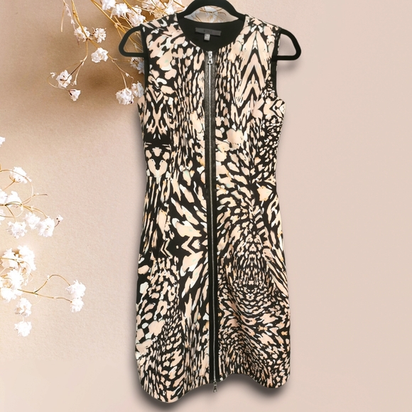 Wyatt front-zip fit&flare dress sz2 - Picture 1 of 3